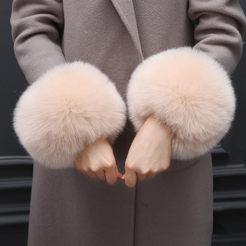 2 pcs Women Faux Fox Fur Cuffs Wristband Winter Warmer Arm Wrist Raccoon Fur Sleeve Gloves Cuff Warmer